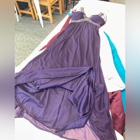 Xscape by Joanna Chen- Eggplant purple prom dress, size 4 - Picture 8 of 8